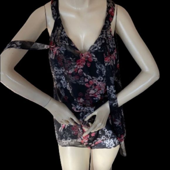 White House Black Market Tops - White house black market size 10 sleeveless lined blouse with tie black floral
